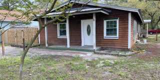 121 SE Harbeson Avenue Gallery 1