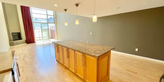 1,600 sqft 2-Level SOMA 1BD+2 Bonus Rooms+ 1.5BA Loft! 2 Car Pkg! Laundry! Balcony! -PROGRESSIVE Gallery 12