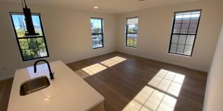 104 Howe Gallery 1