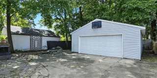 Charming 3 Bed Bungalow with First-Floor Living – Akron, OH Gallery 15