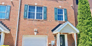 3 Bed / 2 Full and 2 Half Bath Single Family Townhome Gallery 1