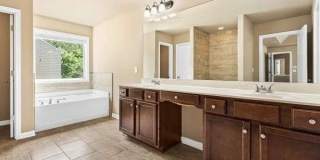 3920 LAKE MANOR Way Gallery 13