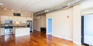 740 W Fulton St Gallery 3