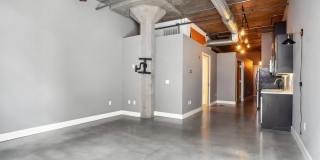 718 Washington Ave N Gallery 10