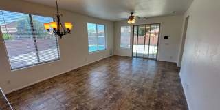 3bd/2ba 1374 sq ft in Chandler with POOL Gallery 7