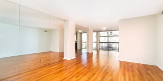 High Rise Condo 1bed 2 Full Bath Gallery 1