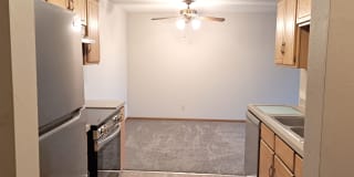 River Ridge Apartments Gallery 2