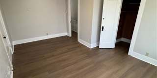 2002 Sayles Boulevard Gallery 12