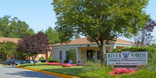 Riverwoods Apartments of Fredericksburg Gallery 1