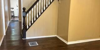 Spacious Home for Rent! W/D Hook-Up! Available Now! Spacious Home for Rent! W/D Hook-Up! Available Now! Gallery 3