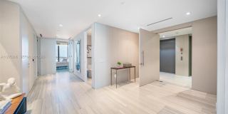 18975 E Collins Ave Gallery 7