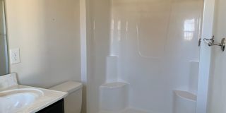 3 Bedroom 2.5 Bath Townhouse 1 Car Garage Gallery 14