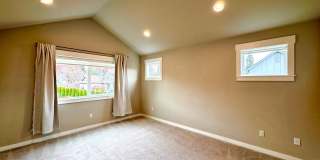 2022 Built SFH for rent in Lynnwood Gallery 14