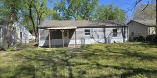 1121 Luther East Gallery 25