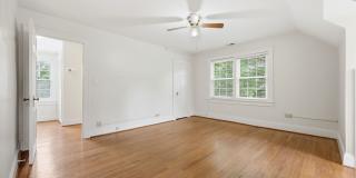 Gorgeous Home in Downtown Lillington! Gallery 37