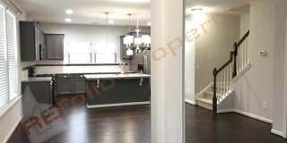 Beautiful End-Unit Townhome with Private Patio in MidTowne at Meridian – Durham Available on July 5! Gallery 6