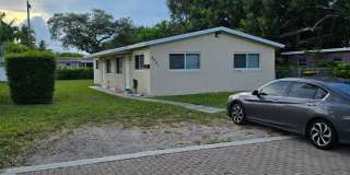 4951 SW 28th Terrace Gallery 15