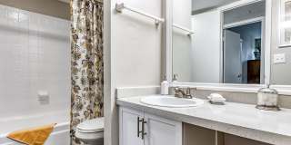 L Estancia Apartments Gallery 17