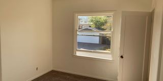 Great 2 bedroom upstairs standalone unit with garage Gallery 10