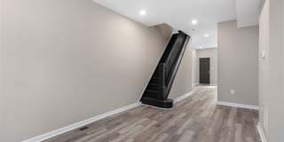 Newly Renovated 2 Bedroom and 1.5 Bath Gallery 5
