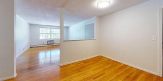 Westside Colonial Gallery 11
