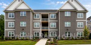 7085 Hanesbrook Circle Gallery 1