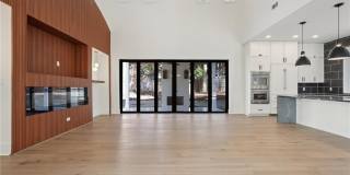 10365 Waters Road Gallery 18