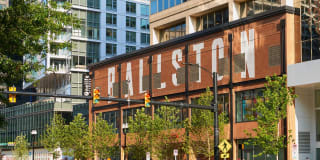 4040 Wilson Gallery 40