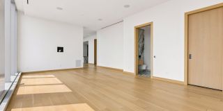 255 Hennepin Avenue Gallery 28