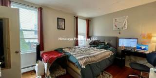 158 Holland St. Gallery 8