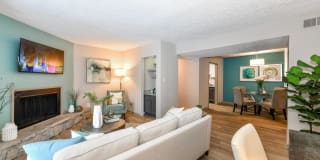 The VUE at Crestwood Apartments Gallery 4