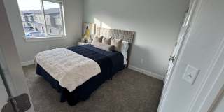 NEW 3BR, 2.5B, heated 2 car garage Gallery 1