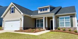 ENJOY LIVING IN LEXINGTON'S THE RIDGE AT LONGVIEW Gallery 1
