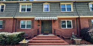 2601 N Roberts Avenue Gallery 1