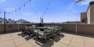 B Street LoHi Gallery 32