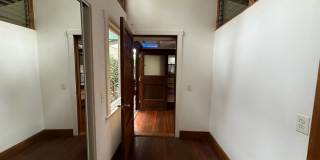 Hidden Garden Retreat – A One-Bedroom Oasis in the Heart of Venice Gallery 23