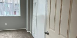 Pointe West Gallery 27