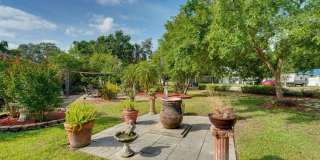 2390 SHERIDAN Road Gallery 24