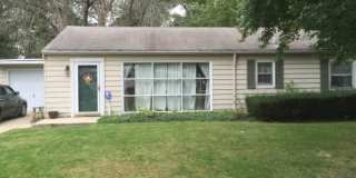 3 bed/1bath - Great location Gallery 1