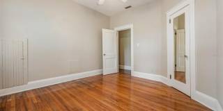 1002 E CRENSHAW STREET Gallery 8