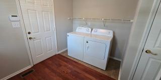 ***Rent Special - First full month FREE on 13 month lease**** Gallery 3