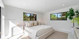 1931 NE 186th Dr Gallery 8