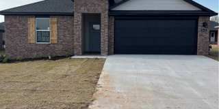 814 Heeler Avenue Gallery 1
