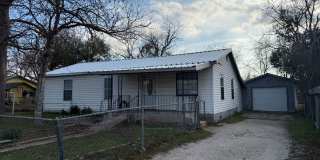 NEW ON MARKET (PRICE DROP!!) Gallery 1