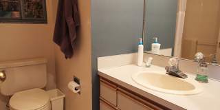 DOWNTOWN KIRKLAND 2 BED, 2.5 BATH HOME FOR RENT W WATER VIEWS! Gallery 13
