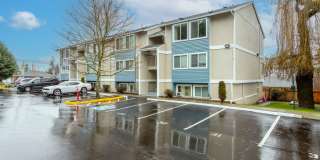 The Seasons Apartments Gallery 30