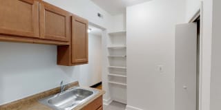 5335-5345 S. Kimbark Ave. Gallery 33