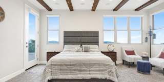 75 Marbella Gallery 35
