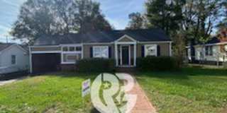 3 Bedroom with bonus Ranch style home minutes from Downtown Greer! Gallery 1