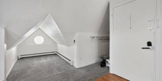 Charming 1-Bedroom Attic Apartment in the Heart of City Park West Gallery 17